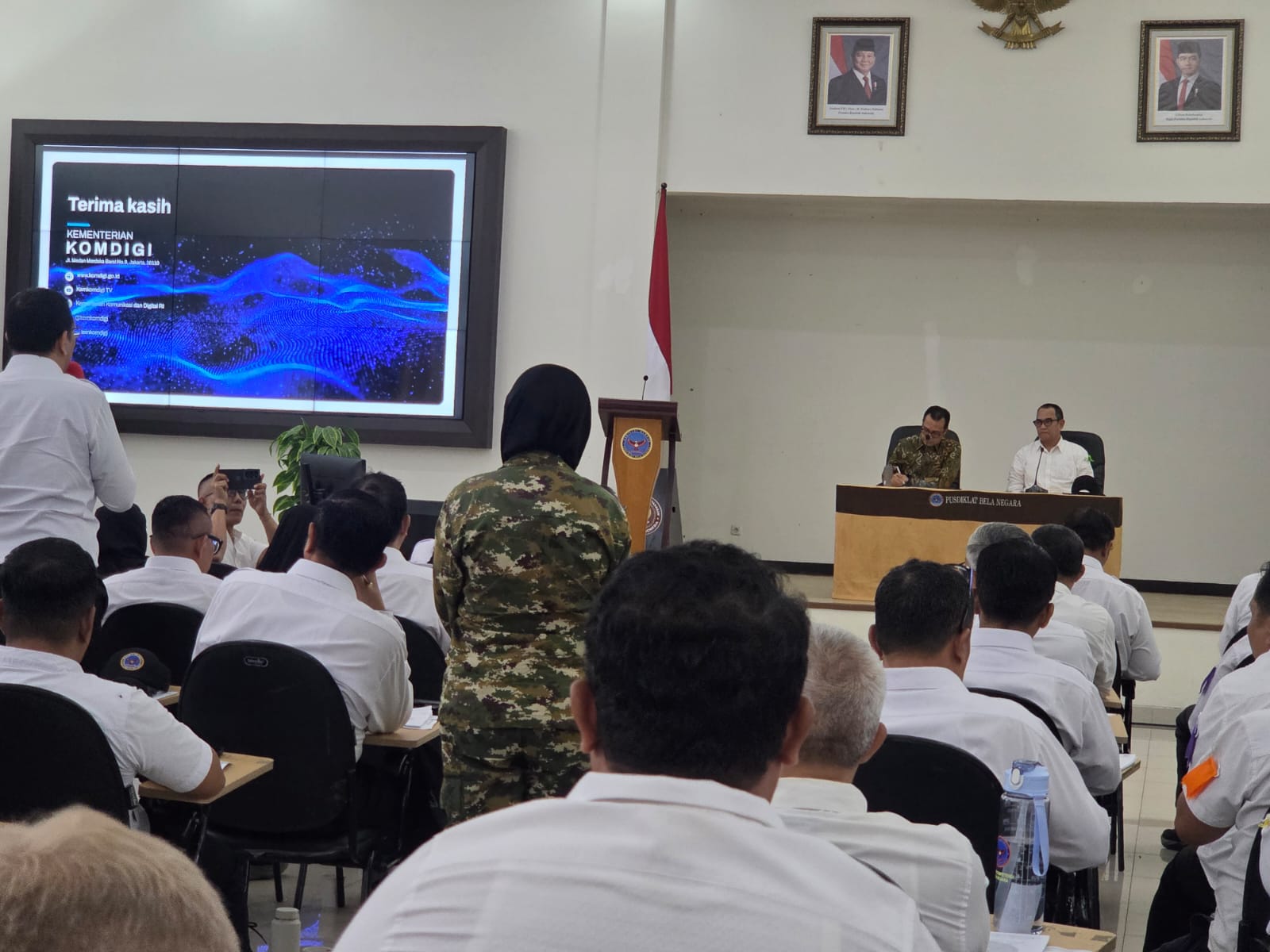 retreat-pwi,-wamen-komdigi-nezar-patria:-ai-tantangan-jurnalis-dan-kiamatkan-media-mainstream