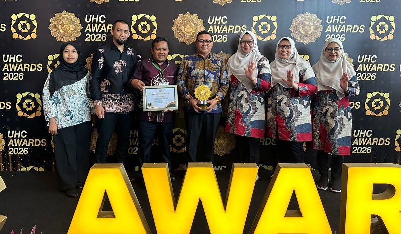 bukittinggi-raih-uhc-award-2026:-komitmen-nyata-jamin-kesehatan-warga