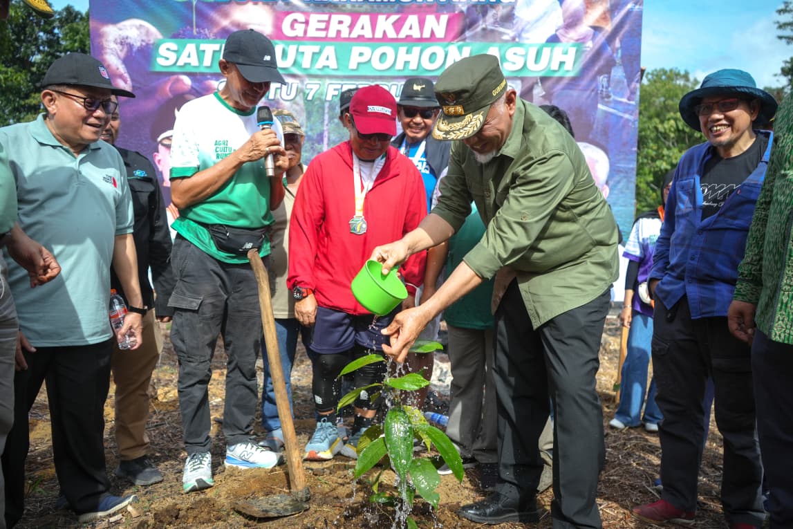 deklarasi-bukit-karamuntiang,-gubernur-mahyeldi-dorong-kolaborasi-pelestarian-lingkungan