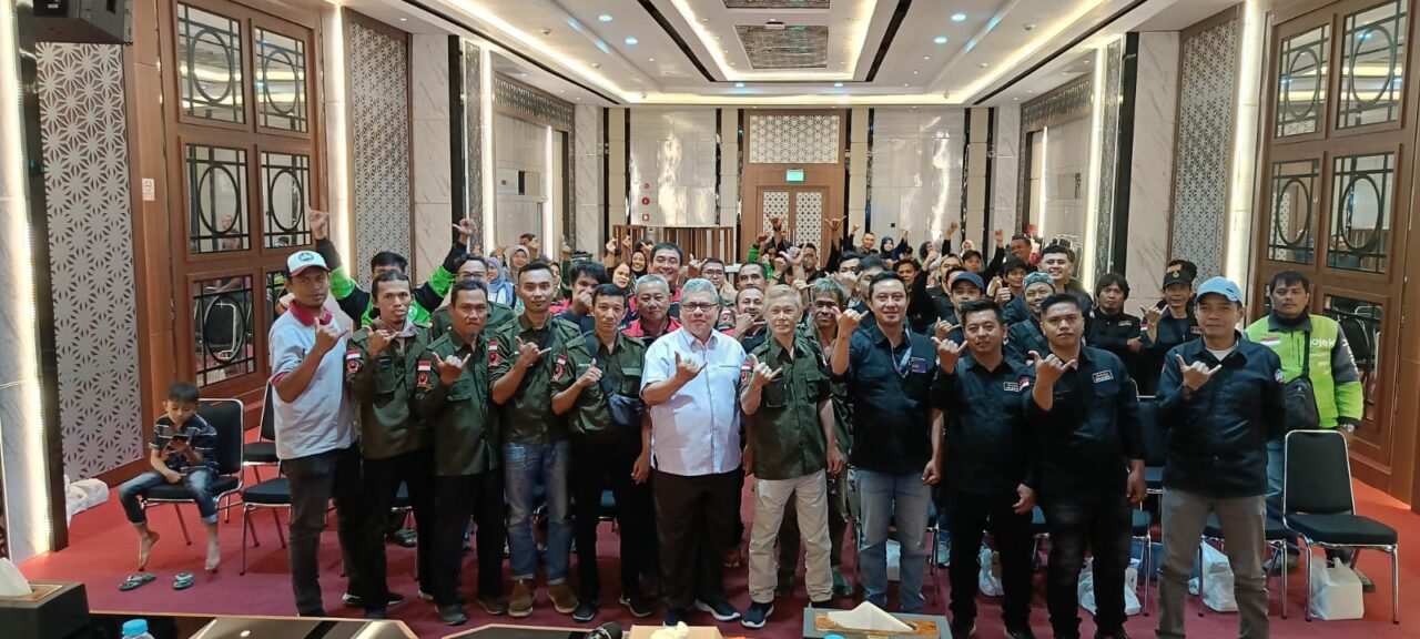 ketua-dprd-sumbar-tampung-aspirasi-komunitas-ojol