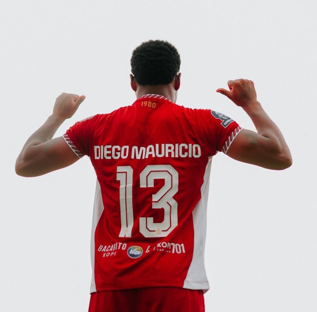 semen-padang-fc-rotasi-posisi-striker-lawan-malut-united