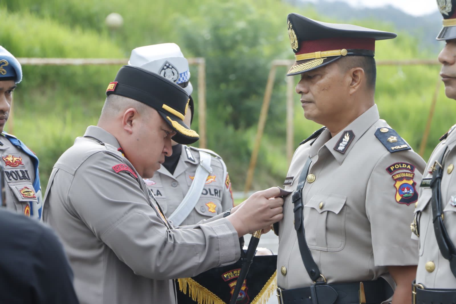mutasi-bergulir,-sejumlah-pejabat-teras-polres-solok-resmi-berganti