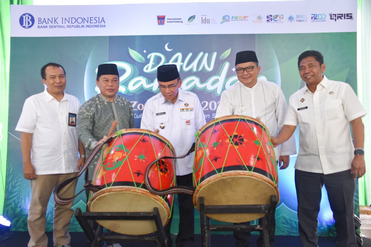 buka-bazar-khas-ramadan,-wawako-maigus-nasir-menuju-padang-kota-gastronomi