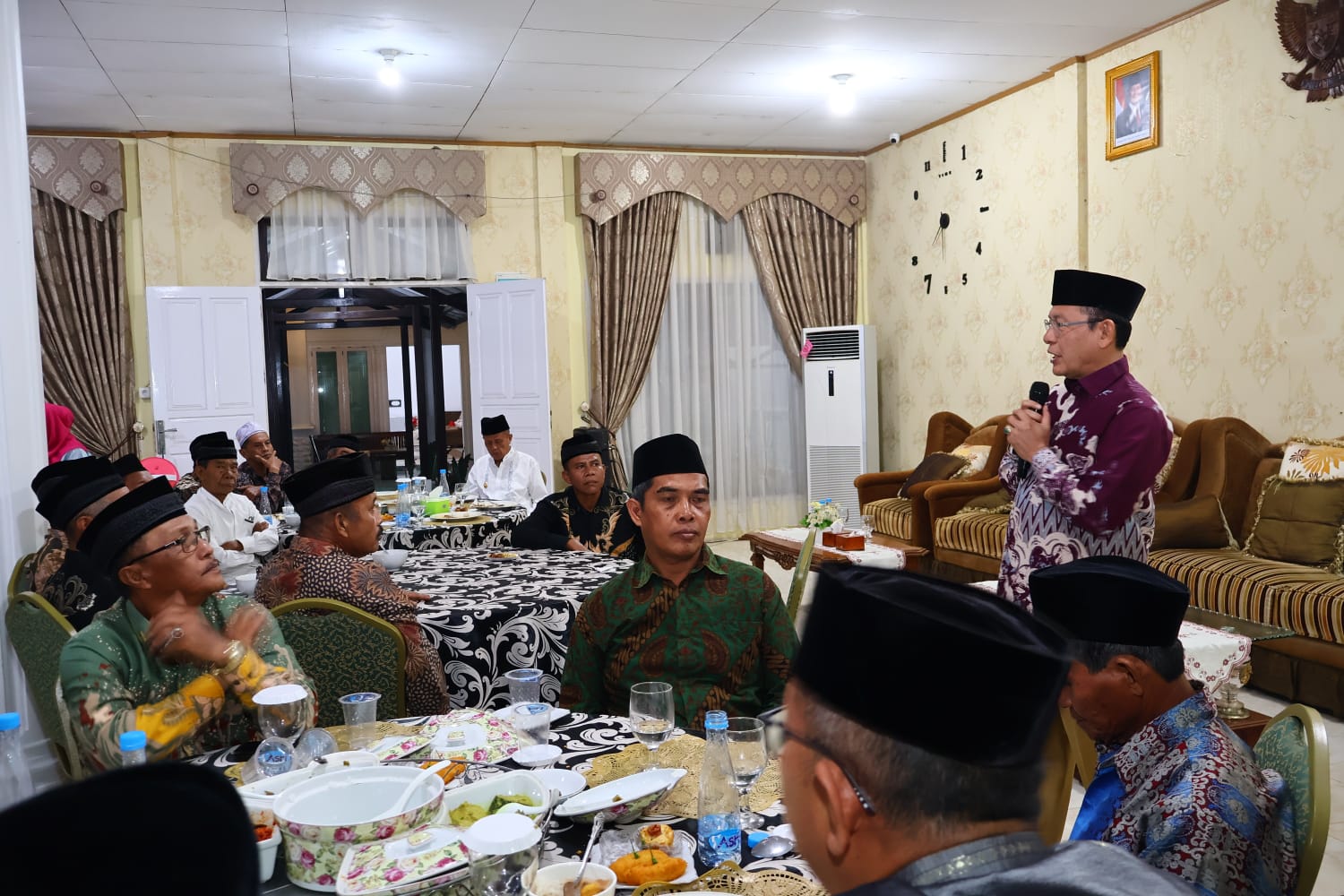 pererat-silaturrahmi,-walikota-payakumbuh-gelar-buka-bersama-niniak-mamak-dan-bundo-kanduang-10-nagori