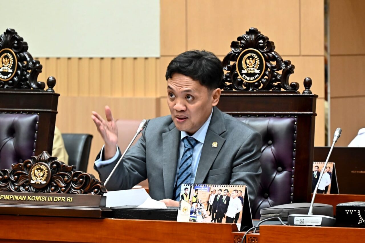 komisi-iii-dpr-akan-kawal-kasus-aksi-penyiraman-air-keras-terhadap-aktivis-kontras