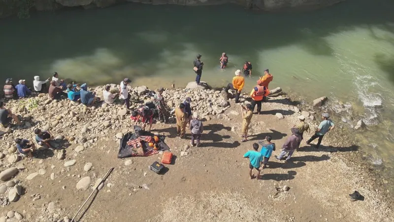 bocah-6-tahun-hanyut-saat-bermain,-tim-sar-temukan-korban-di-dasar-sungai
