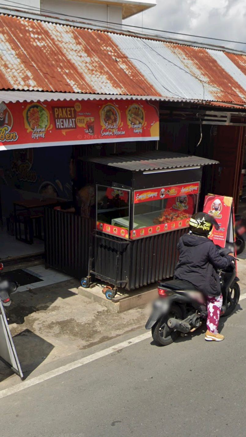 peluang-dan-tantangan-usaha-fried-chicken-di-lingkungan-pesantren